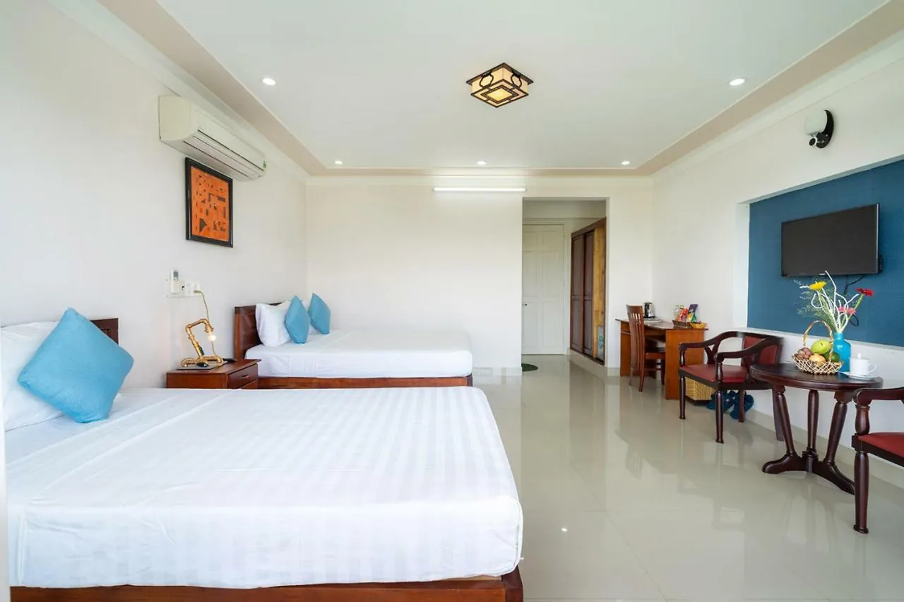 Big Sea Villa Hoi An Riverside Vietnám